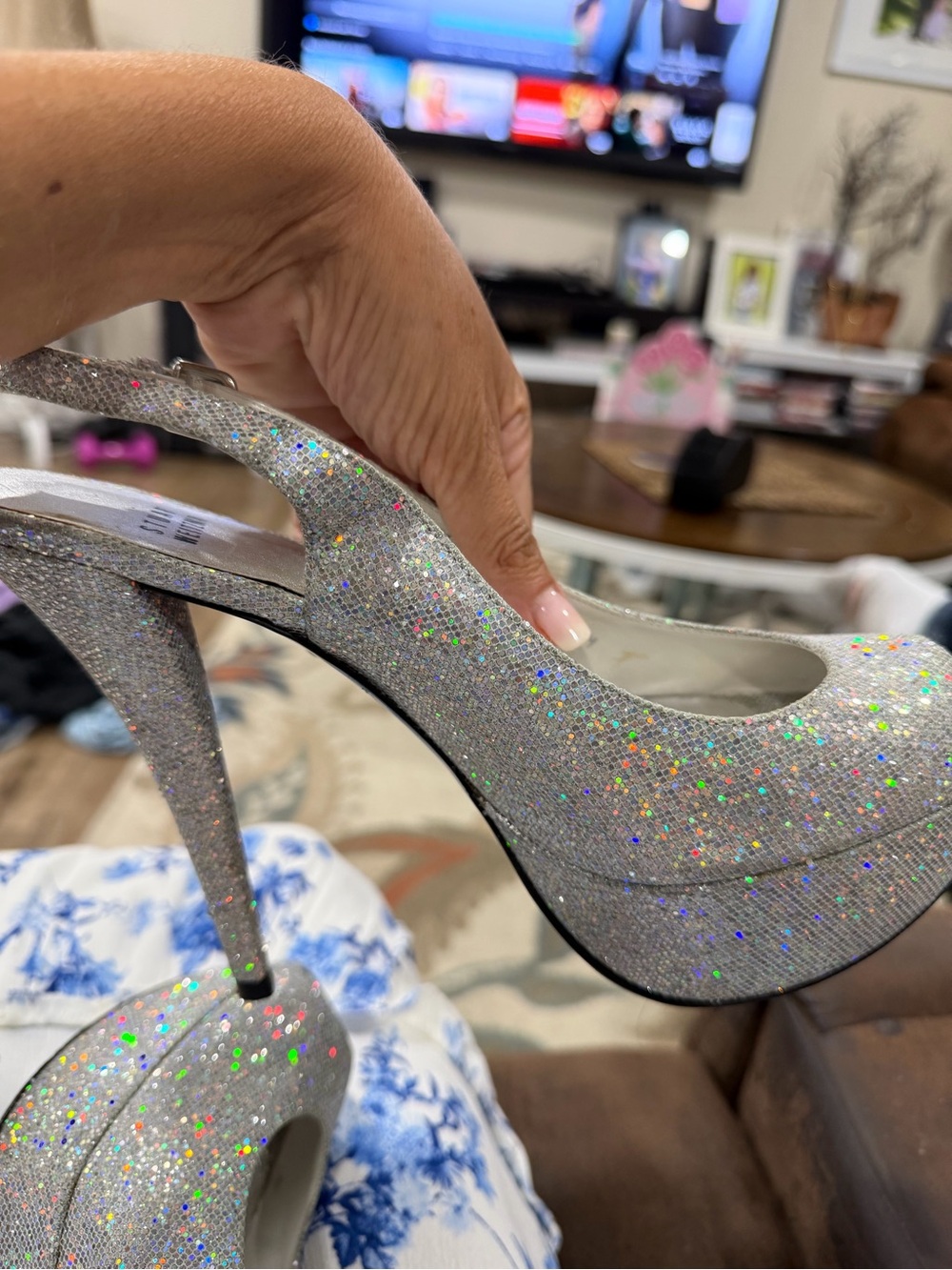 Stuart Weitzman Silver Glitter Platform Slingback Heels - Picture 3 of 5